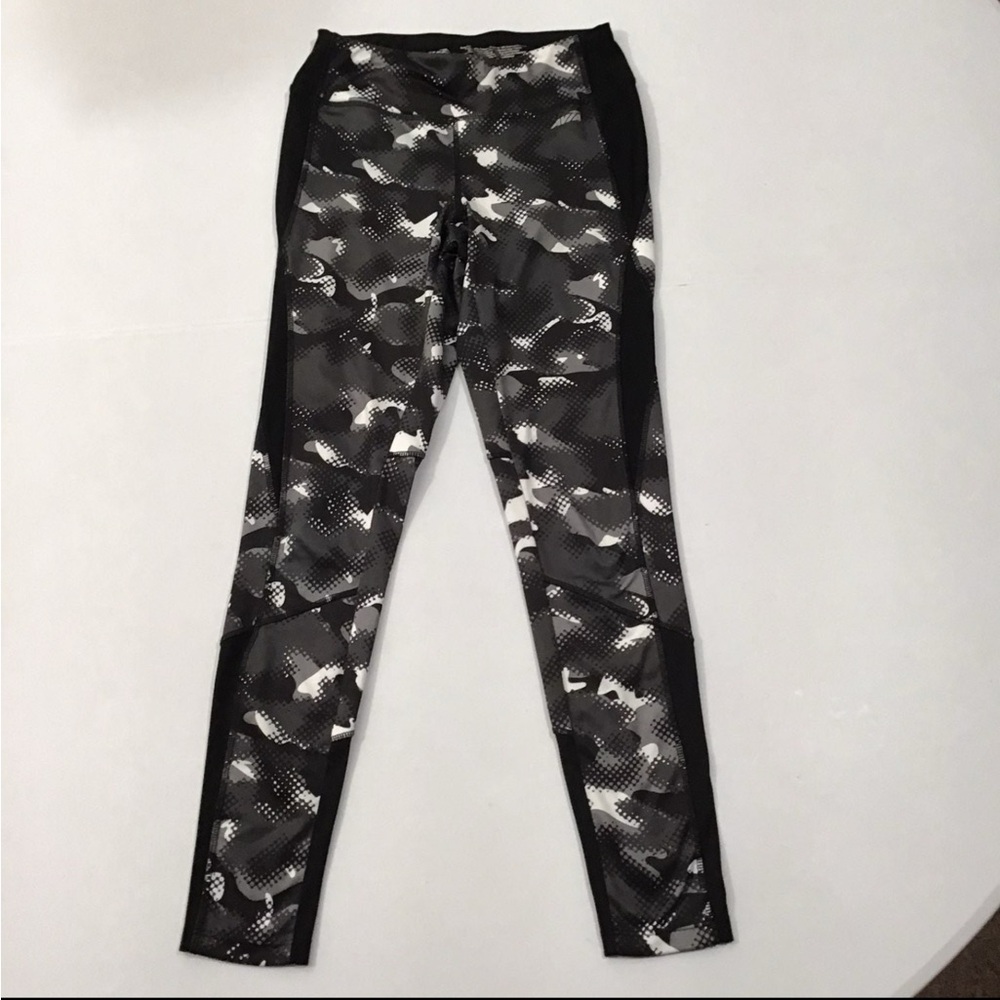 Avia Black and White Camouflage Athletic Leggings